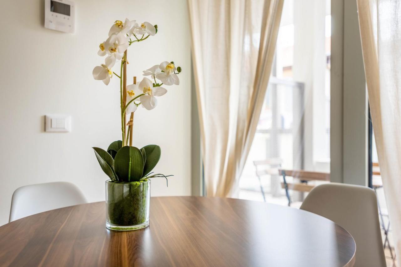 Appartamento Luvi - De Rolandi - Il Cortile Milano Esterno foto